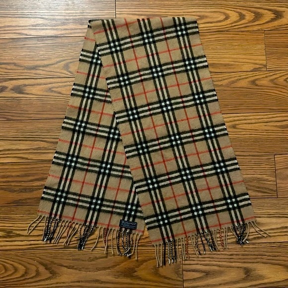 Burberrys of London Vintage Nova Check Archive Beige Cashmere Wool Scarf - Picture 5 of 7